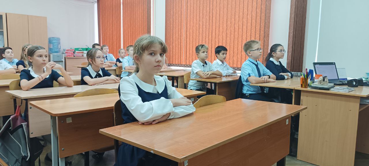 юбилей- 80-летия со дня основания атомной промышленности РФ.